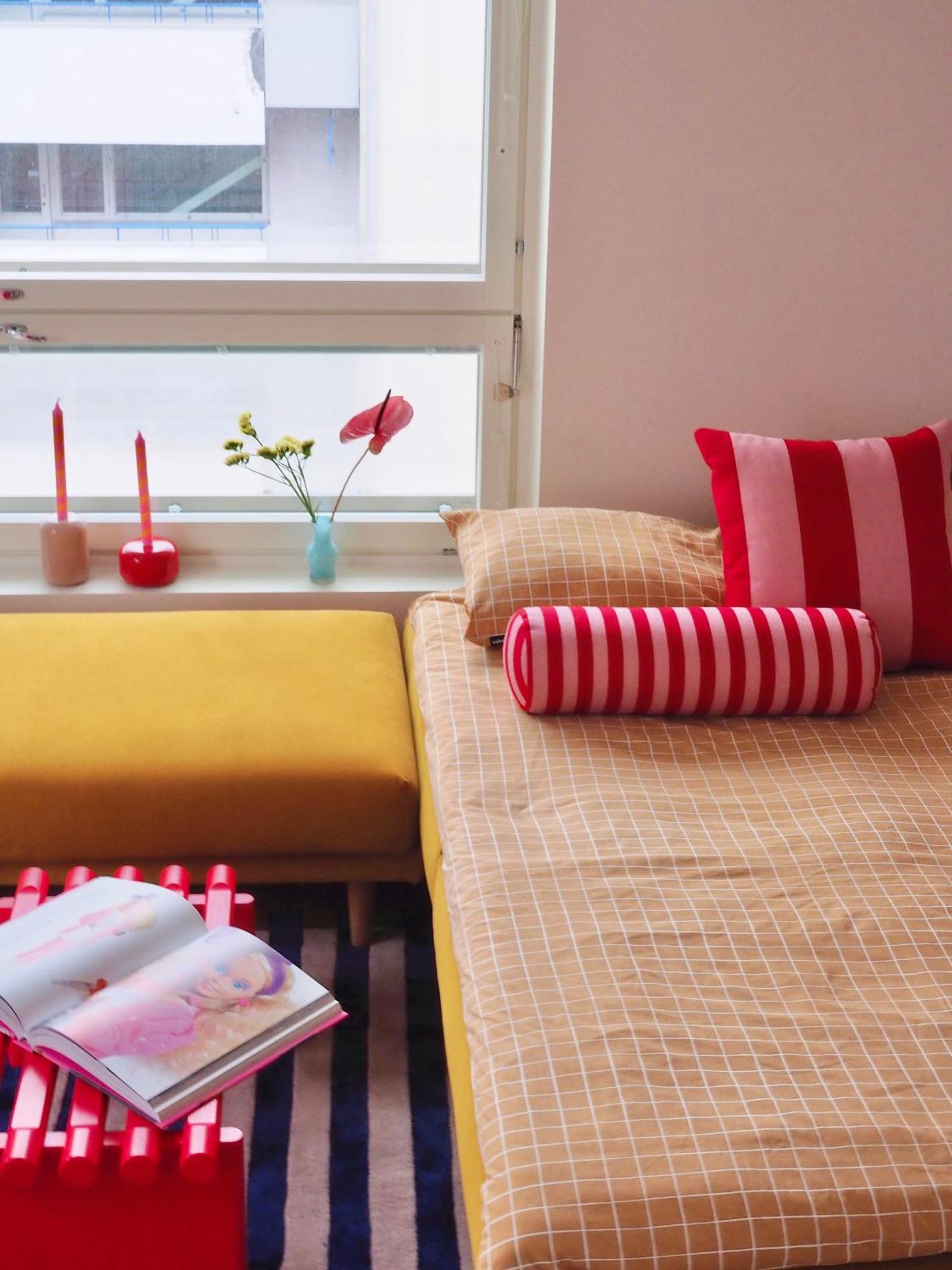 Candy-Colored Two-Room Condo With Sweet Views Helsinki Luaran gambar